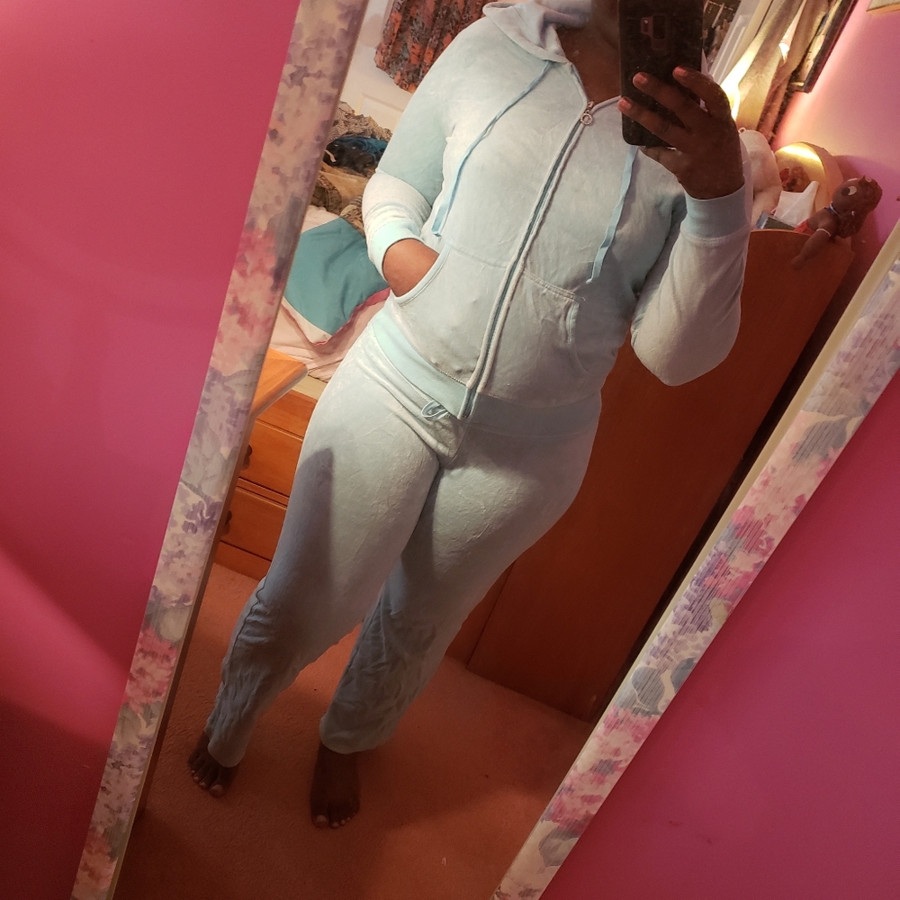 New York & Company Baby Blue Velour Set